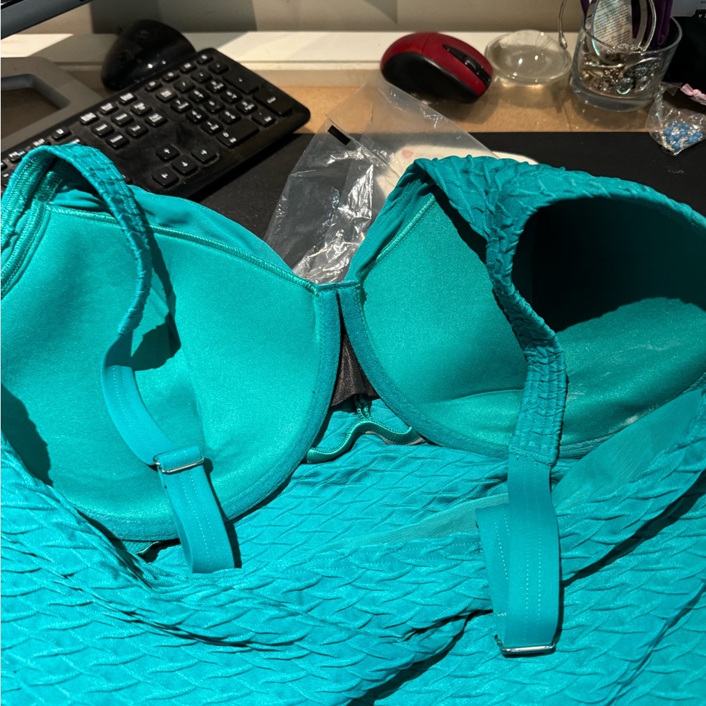 New with Tags Wrap Tankini Swimsuit Top size 18 - Picture 4 of 9